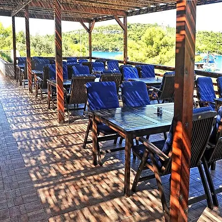 Odisej Hotel Govedari
